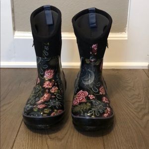 BOGS Winter Blooms Rain Boots Mid